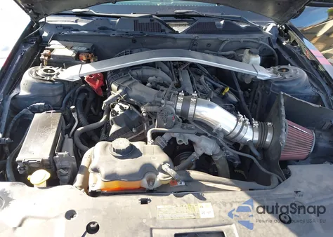 2011 Ford Mustang V6 Premium z USA, uszkodzony, nr VIN 1ZVBP8AM2B5153566